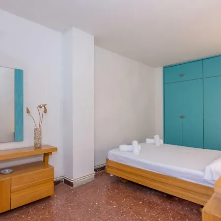 Homeholidaysrentals Douce Апартаменты