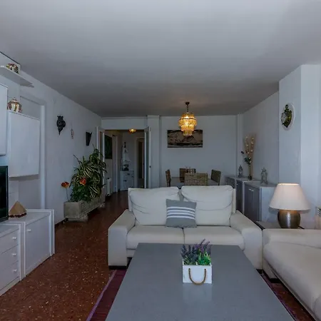 Homeholidaysrentals Douce *
