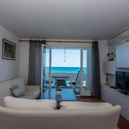 Homeholidaysrentals Douce Апартаменты Сан-Поль-де-Мар