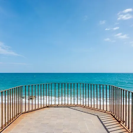 Homeholidaysrentals Douce Апартаменты *